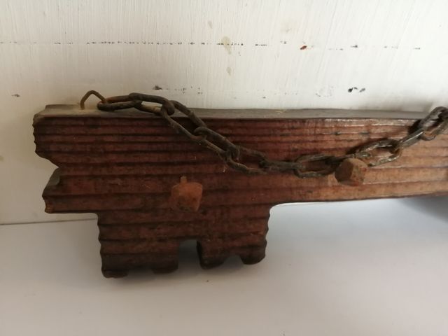 Colgador de llaves rústico de madera