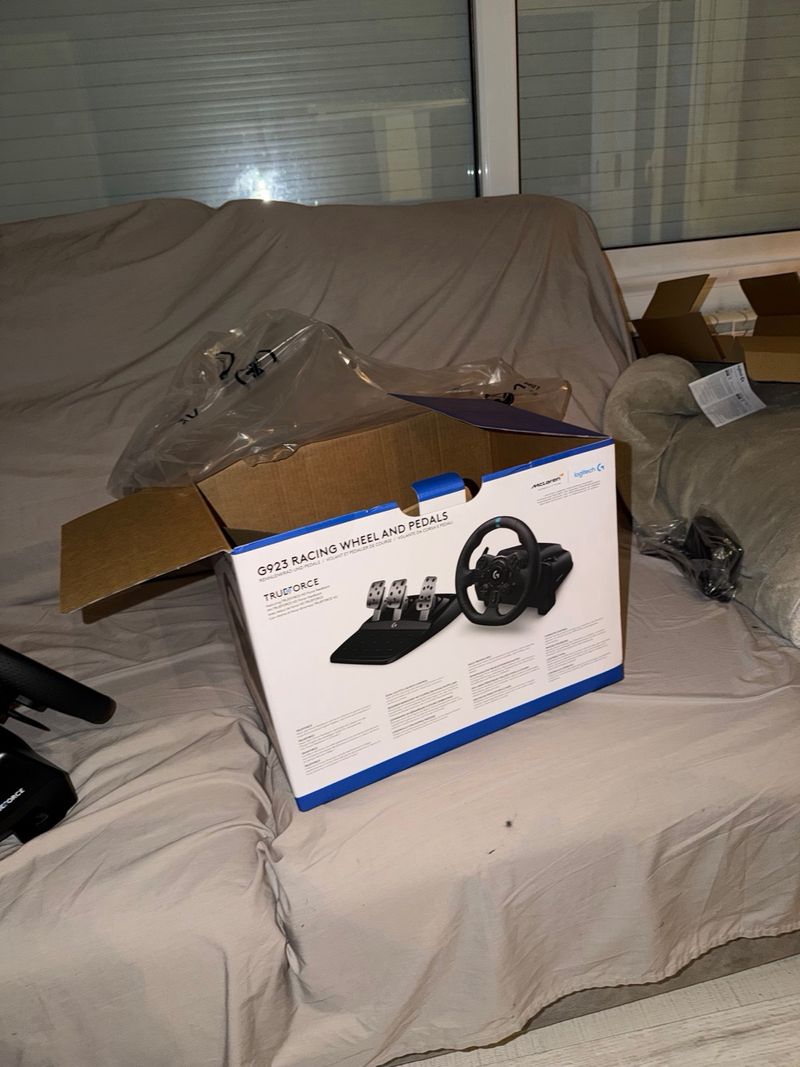 Volante Logitech G923 TRUEFORCE PS5/PS4 afbeelding 6