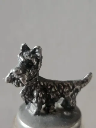 Boccetta decorativa vintage con cane