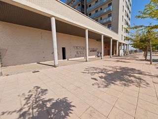Local comercial en alquiler en Valdespartera - Arcosur en Zaragoza