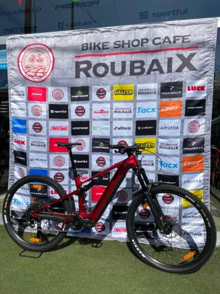 Bicicleta Eléctrica Merida EOne - Forty 675