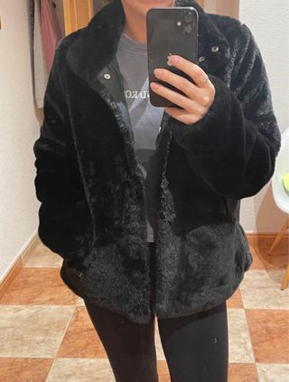 Abrigo pelo ONLY negro talla S