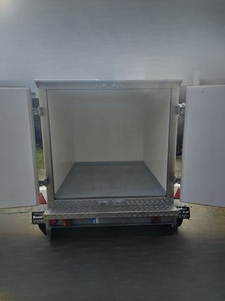 Remolque Isotermo Blanco