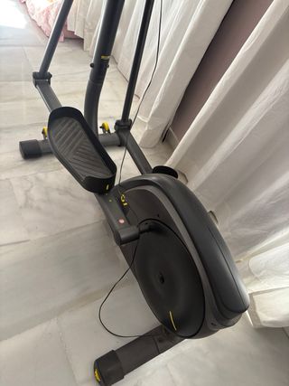 Elíptica Domyos EL500 a recoger en Mijas Costa