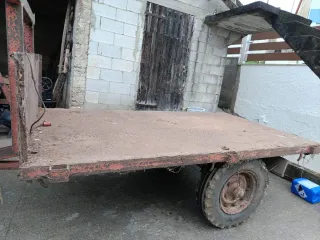 Remolque para tractor