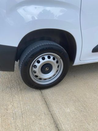 CITROEN Berlingo Talla M BlueHDi 100 SS PLUS 4p.