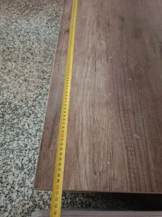 Mesa auxiliar elevable