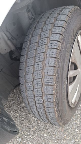 Furgoneta Nissan NV200