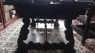 Mesa despacho estilo castellano madera noble