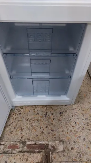 Nevera Benavent No Frost 1.85x60