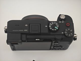 Sony a7C Full Frame + 2 Batterie