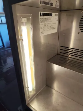 Nevera eléctrica, Red Bull Edición limitada