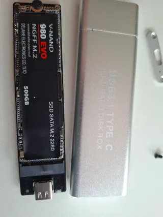 Disco duro SSD 500 GB + Estuche USB-C