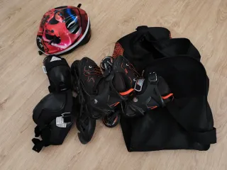 Patines Talla 32-36+ Casco + Bolsa
