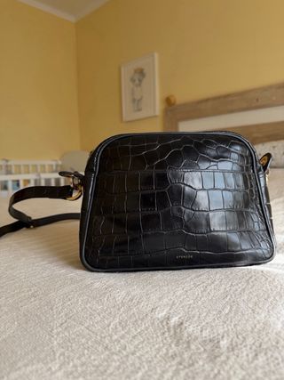Bolso piel Uterqüe negro