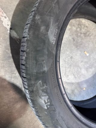 Neumático Continental 275/45 R20 XL
