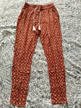 Pantalón estampado mujer talla M
