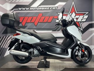 Yamaha X-MAX 250 Blanca