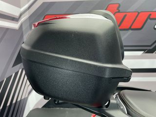 Yamaha X-MAX 250 Blanca