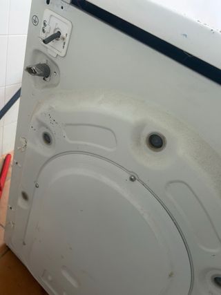 Lavadora barata – para reparar o piezas