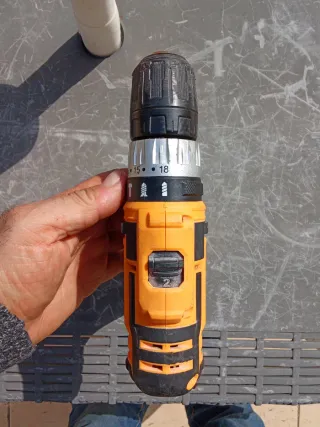 Avvitatore a Batteria INGCO 20V senza batteria