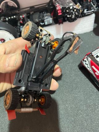 Scalextric Mitsubishi Montero y touareg