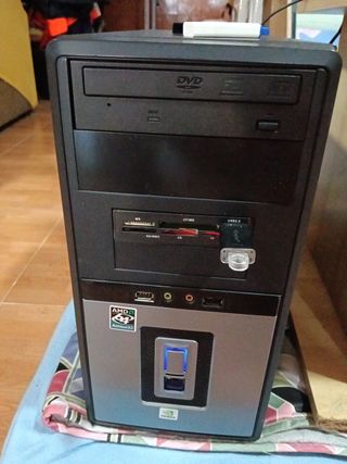 PC Ordenador Solo la CPU.