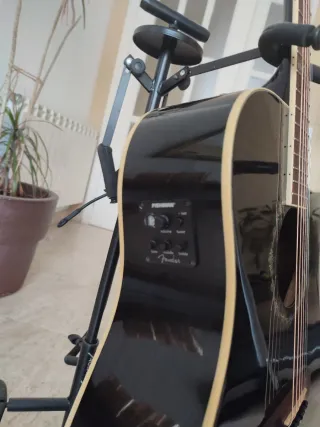 Guitarra Electro-Acústica Fender T-bucket 300CE