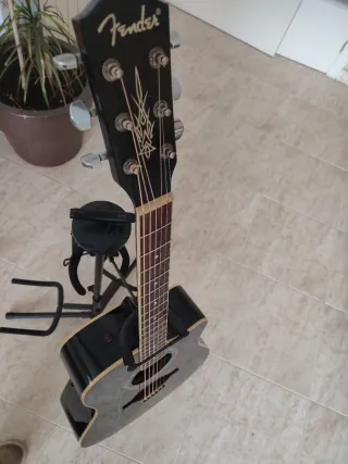 Guitarra Electro-Acústica Fender T-bucket 300CE