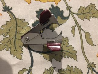 Lote: Taladradora, Quitagrapas, Grapadora