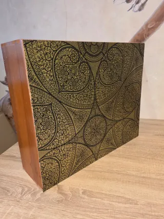 Mueble de 16 cajones