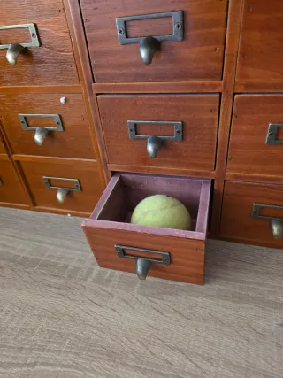 Mueble de 16 cajones