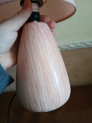 Lampada da tavolo in ceramica e tessuto