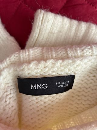 Jersey blanco de niña