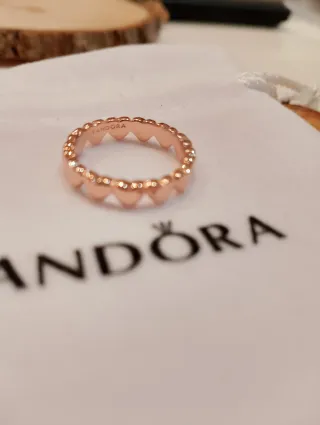 Anillo Pandora Corazones Oro Rosa