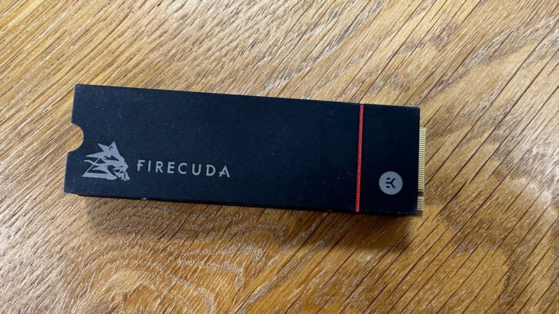PS5 Fat + SSD FireCuda 530 1TB con disipador afbeelding 5