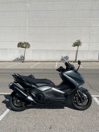 Yamaha TMAX 530 Iron Max ABS