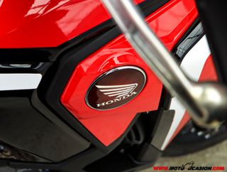 HONDA CRF 1100 AFRICA TWIN