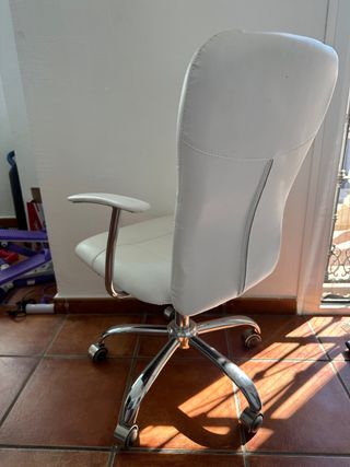 Silla escritorio polipiel blanco