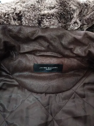 Abrigo Javier Simorra Marrón