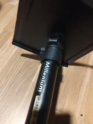 Supporti per altoparlanti da studio (2 unità)