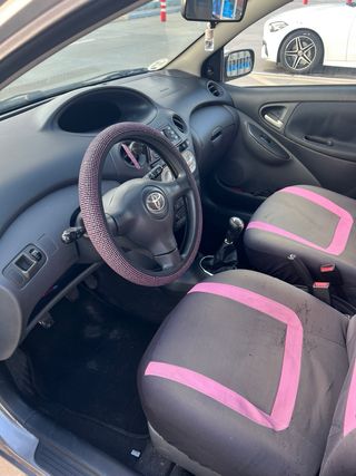 Toyota Yaris 2003