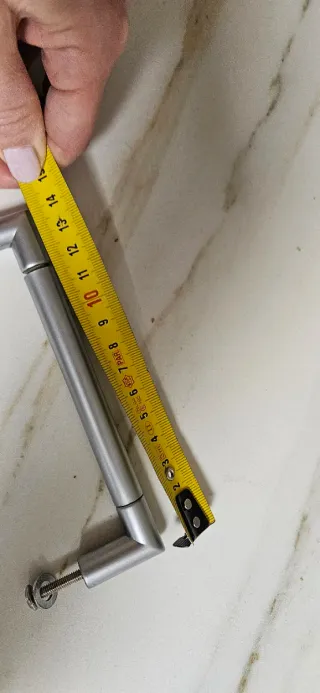 21 Tiradores de mueble plateados, como nuevos