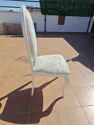 Silla de comedor tapizada estilo Luis XV