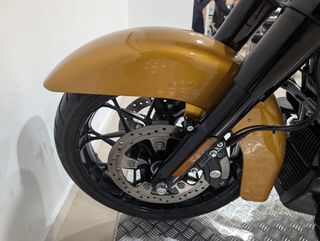 HARLEY DAVIDSON STREET GLIDE SPECIAL (6.770 KMS)