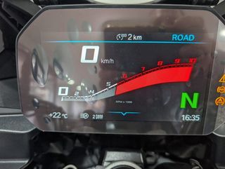 BMW F 900 XR (950 KMS)