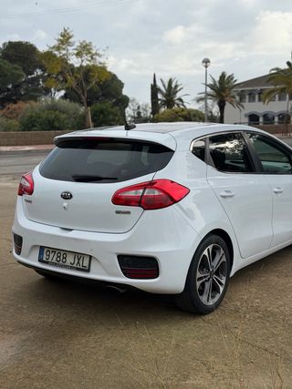 KIA Ceed 2017 1.6 Pano Camera Navi  - Impecable