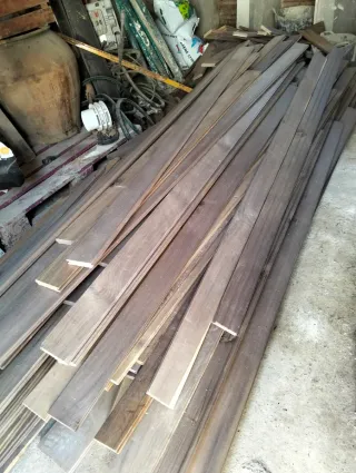 Suelo madera Mansonia machihembrado ancho diferent