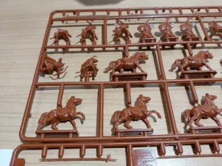 Zvezda 8003 Mongoles - Maqueta