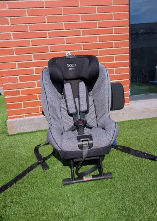 Silla coche Axkid Minikid gris